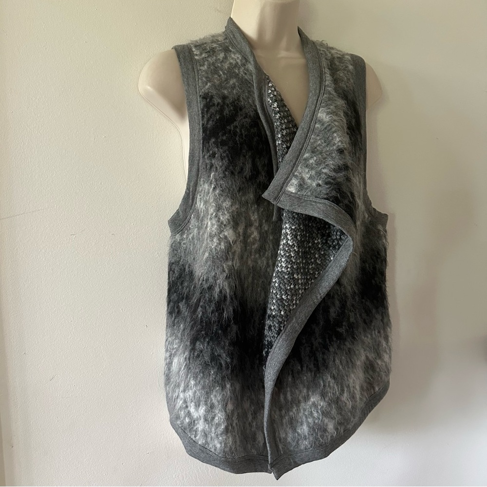 Fifteen Twenty Gray Waterfall Open Jacket Cardigan Vest reversible (binS)